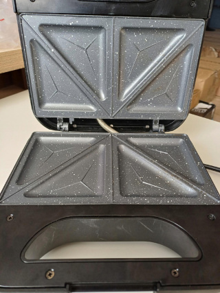 Opiekacz Cecotec 88566969 srebrny/szary 800 W