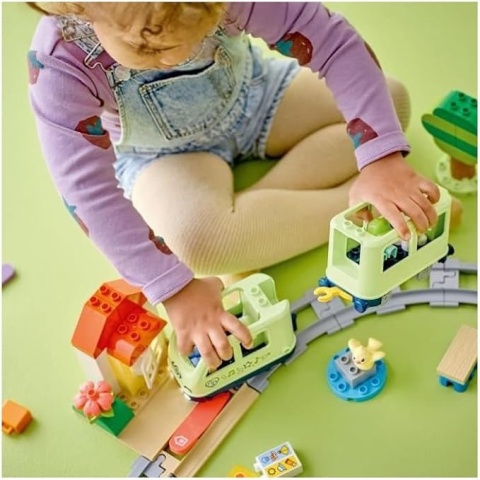 LEGO Duplo Przygoda z interaktywnym pociągiem 10427 POWYSTAWOWY LEGO Duplo Przygoda z interaktywnym pociągiem 10427 POWYSTAWOWY
