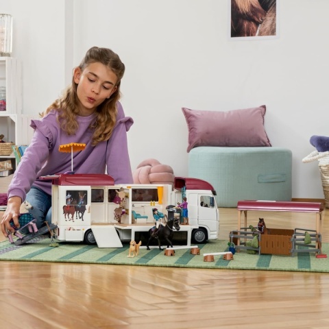 Schleich Horse Club 42619 Samochód Do Transportu Koni Zestaw Dla Dzieci POWYSTAWOWY Schleich Horse Club 42619 Samochód Do Transportu Koni Zestaw Dla Dzieci POWYSTAWOWY
