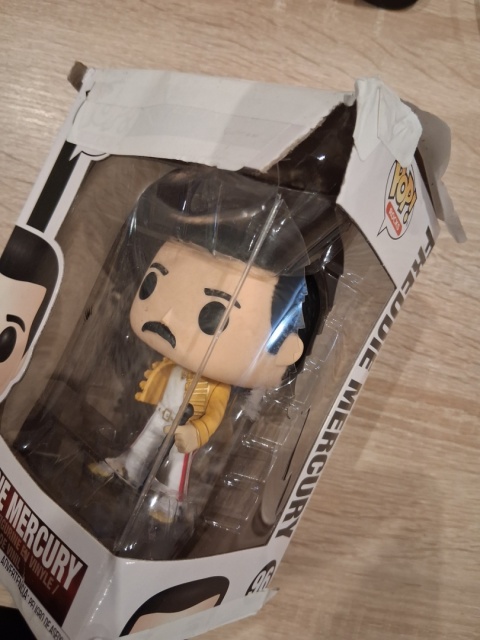 Oryginalna Figurka FUNKO POP Queen: Freddy Mercury (Wembley 1986) PO ZWROCIE