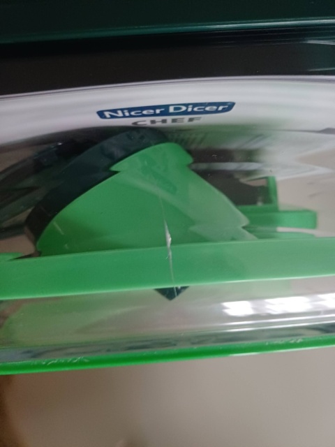 Szatkownica/Krajalnica ze Stali Nierdzewnej i Tworzywa Sztucznego 3.3 L PO ZWROCIE