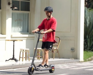 Hulajnoga elektryczna MegaWheels
